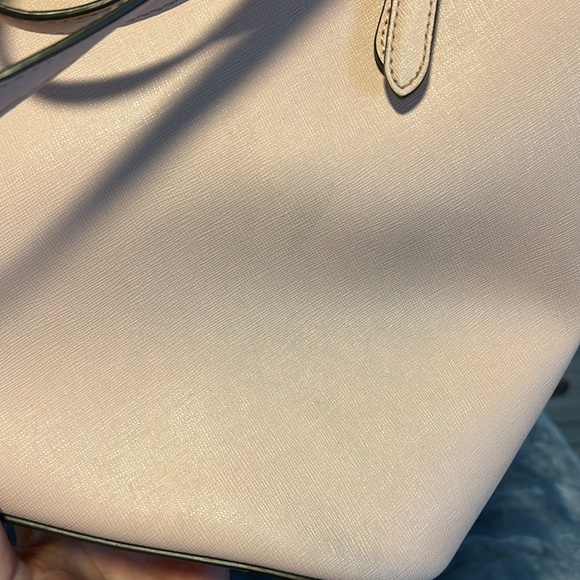 Michael Kors Purse - Picture 4 of 4